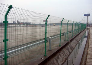 陜西高速公路與鐵路隔離柵產(chǎn)品的制作特點