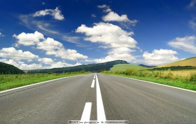 蜿蜒的紐帶 公路的多維世界